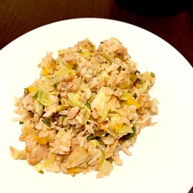 キャベツとツナのチャーハン