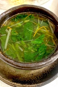 モロヘイヤとダシダの野菜スープ