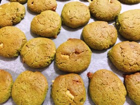 抹茶とホワイトチョコのクッキー