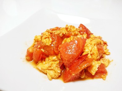 材料4つ☆トマトの卵炒めの写真