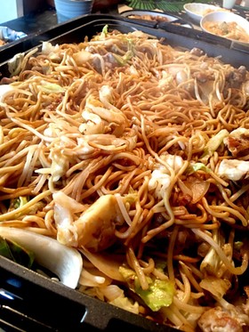 ホットプレートで定番の味!ソース焼きそば