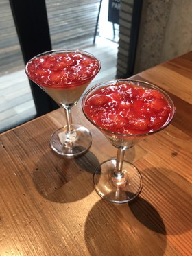 いちごのレアチーズムース