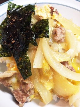 ブタコマと玉ねぎで 簡単な他人丼