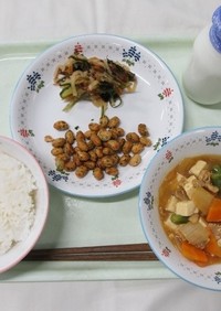 簡単給食　豆腐のカレー煮