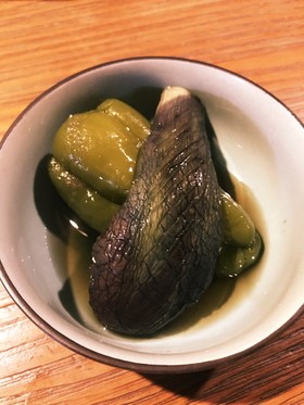 丸ごとピーマンとナスの煮浸し