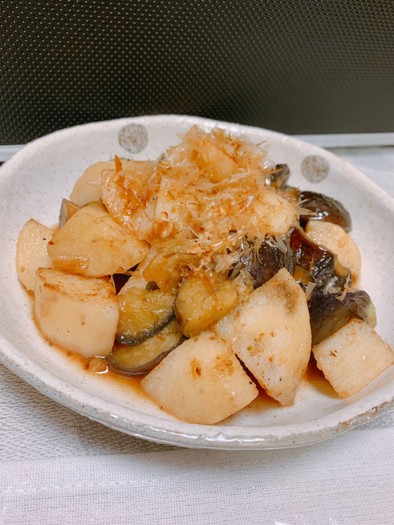 《時短・簡単》山芋とナスの炒め物の写真