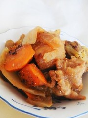 ヤンニョムチキンの煮込みの写真