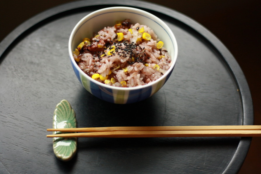 黒米とトウモロコシのおこわ（炊飯器）の画像