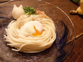 トッピング用温泉卵で冷やし釜玉うどん