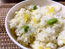 混ぜるだけ たくあんと枝豆の混ぜ込みご飯