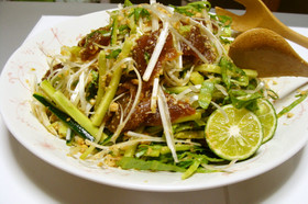 花の鯛茶漬けでサラダ(よか魚ドットコム)