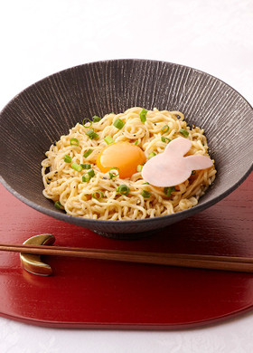 お月見ラーメンカルボナー麺