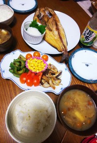夏バテ予防☺️味噌汁♥️ゴーヤ☺️定食
