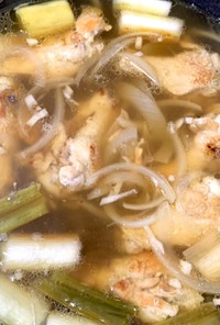 風邪撃退！ネギと手羽元の簡単！旨味スープ
