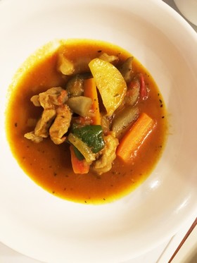 子どもOK!チキンとごぼうのスープカレー