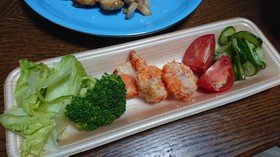 簡単☺️海老フリッターサラダ