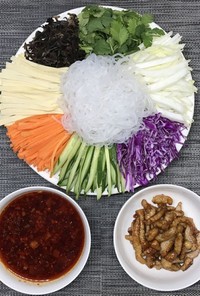乾燥こんにゃくパスタで中華料理の東北冷菜