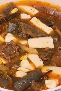 牛スジと豆腐のピリ辛味噌スープ