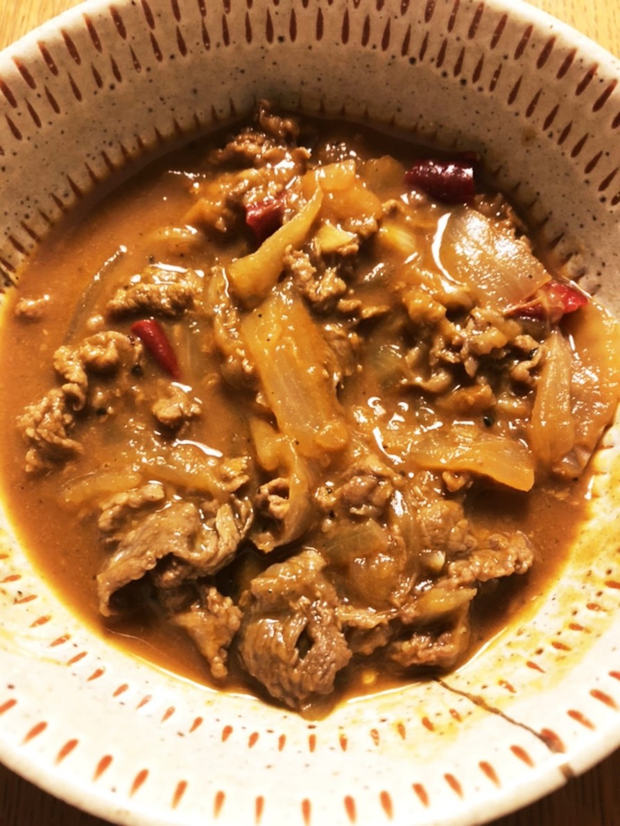 牛ひき肉ストロガノフのレシピ