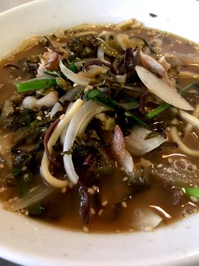 【再現】福岡筑豊のボタ山ラーメン【高菜】