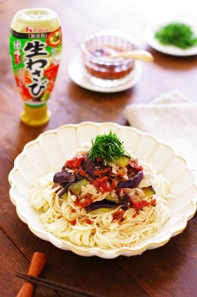 梅さわび麺つゆde茄子と豚肉のそうめん