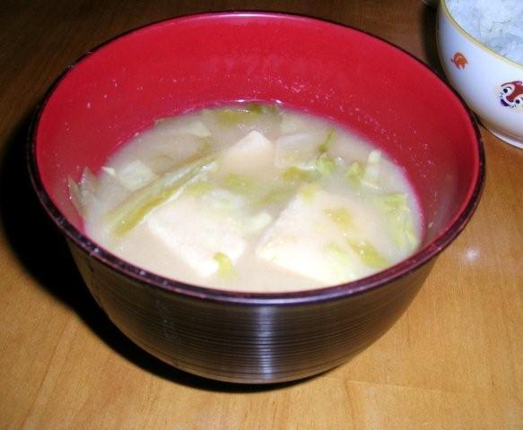 高野豆腐の味噌汁の画像