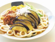 暑い日はコレ!ナスの冷やしぶっかけうどんの写真