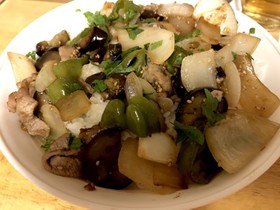 夏野菜と豚肉のにんにく醤油炒め(^^)