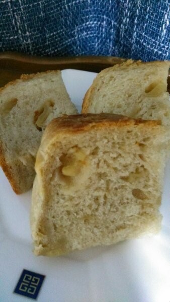 ココナッツミルク（りんご）パン(≧▽≦)の画像