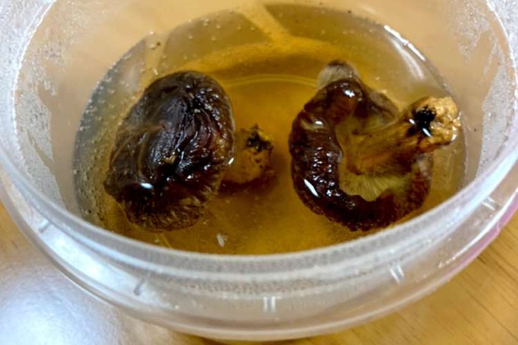 簡単 レンジで3分 干し椎茸の戻し方 レシピ 作り方 By 栄養士のアリス クックパッド