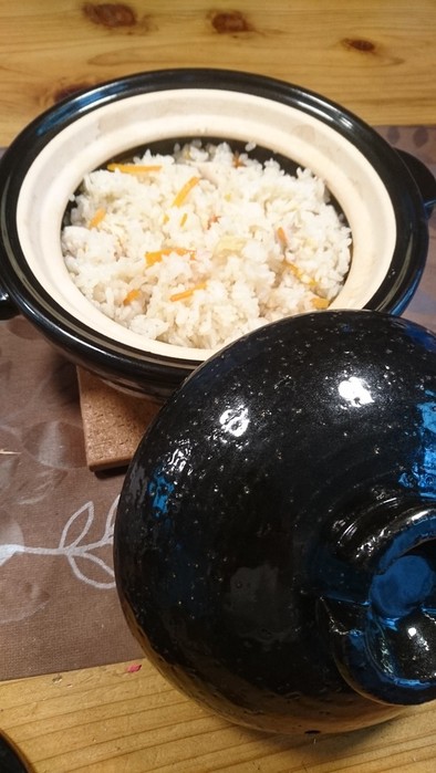 長谷園土鍋レシピ！！かやくごはんの写真
