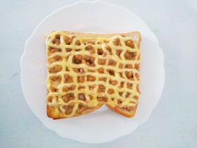 毎日の朝食に!簡単 納豆マヨパン