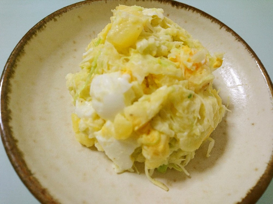 簡単♡茹で卵とキャベツ入りポテトサラダの画像
