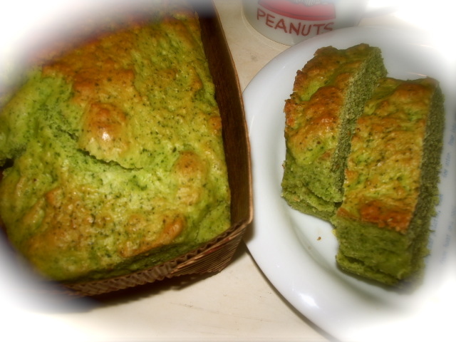 小松菜で♥緑のパウンドケーキ♥の画像