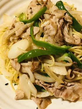 豚肉とパプリカ&ピーマンの塩焼そば