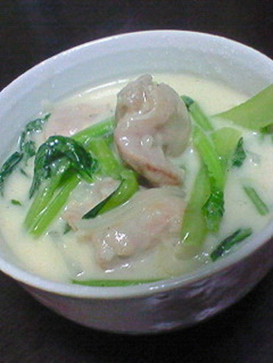 小松菜とチキンのクリーム煮の写真