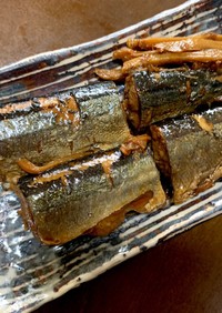 圧力鍋簡単♪骨まで美味しい秋刀魚の梅肉煮