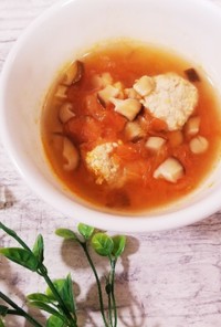 鶏団子のトマトスープ(椎茸入り)簡単！