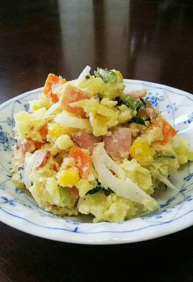 具たっぷり☆炒め野菜のポテトサラダ。の写真