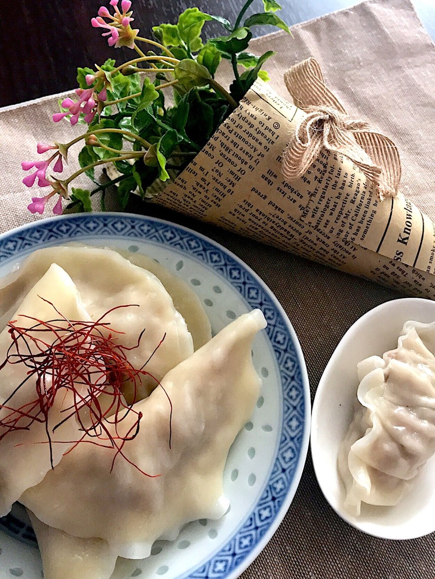 餃子の皮2枚重ねでも、味は本場の水餃子の画像