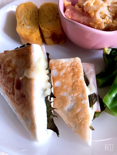 お弁当に✨簡単 はんぺんハムチーズ焼きの写真