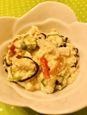 豆腐とカニカマの塩昆布あえ