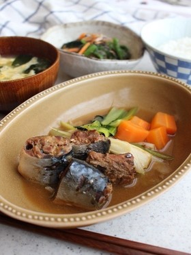 骨粗鬆症予防!さばの味噌煮缶と野菜の煮物