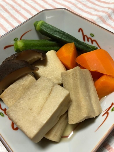 高野豆腐の含め煮の写真