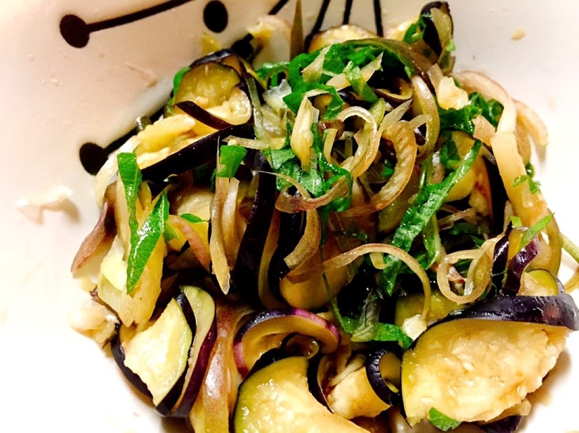 なすとみょうがとシソのさっぱり塩もみ by ゆりちょこ☆ 【クックパッド】 簡単おいしいみんなのレシピが358万品