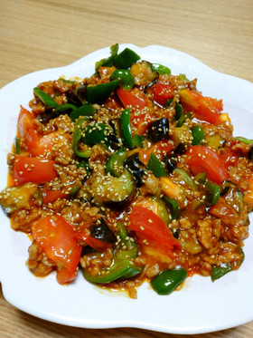お手軽♪野菜のみそケチャ炒め