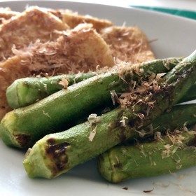 おくらと油揚げの酢醤油焼き