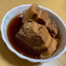 豚の角煮 煮汁多め