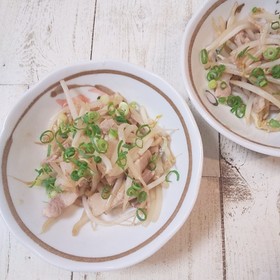 豚ともやしの鶏ガラポン酢炒め