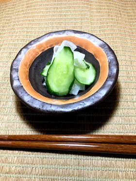 塩気が長持ち☆大根とキュウリの浅漬け
